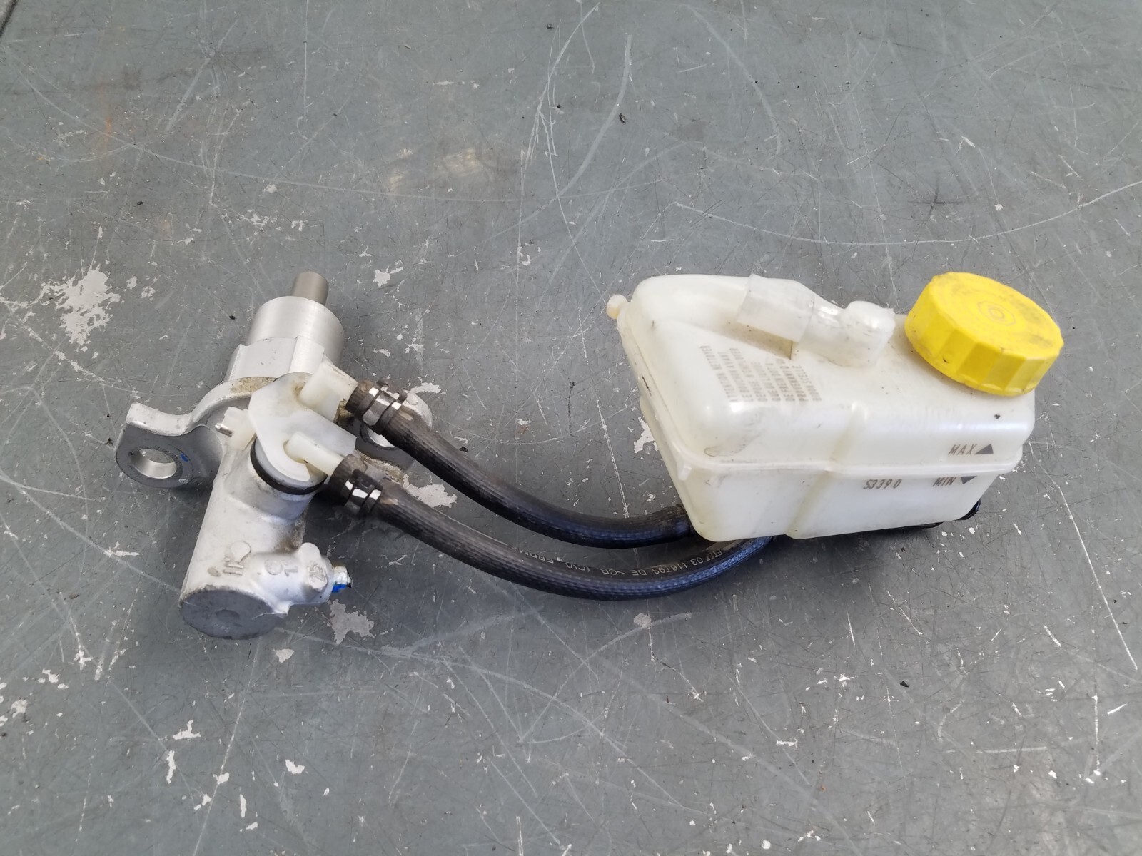 2021 McLaren GT Brake Master Cylinder / Reservoir #1404 B9