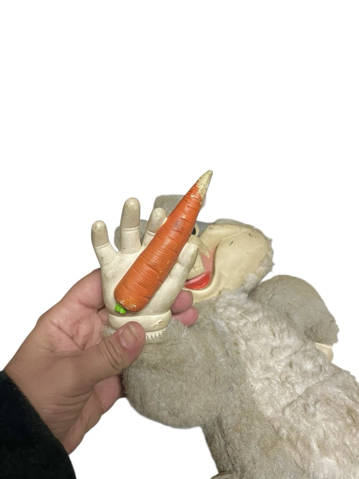 "Juguete de peluche parlante Mattel Warner WB 1964 23"" cara de goma juguete Bugs Bunny funciona" Foto 3 de 4