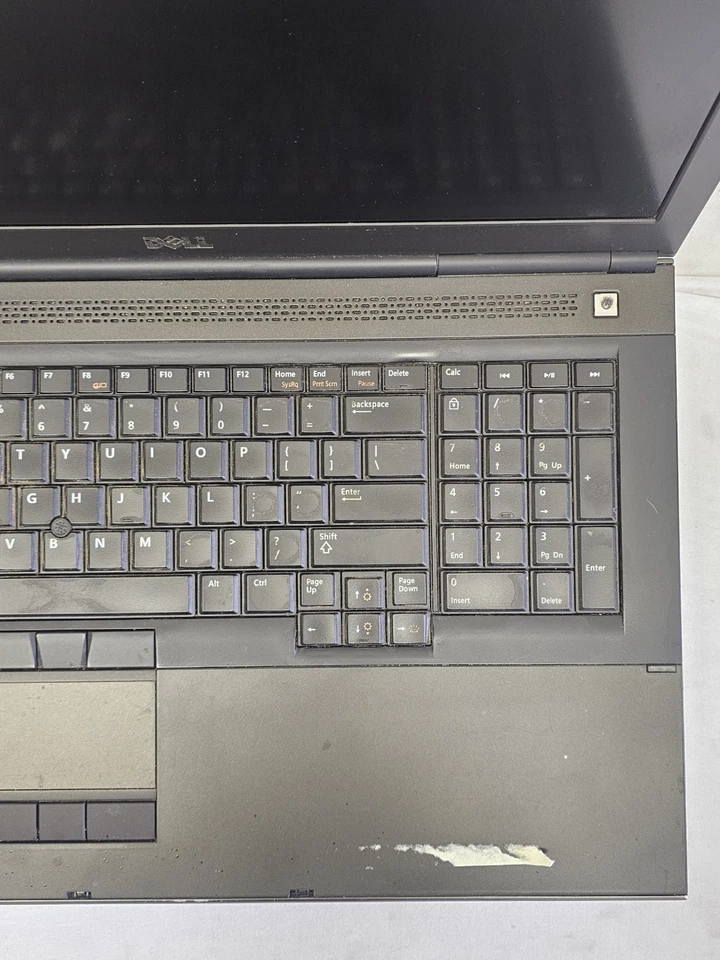 Laptop Dell Precision M6700 - i7-3740 QM - 16 GB RAM - 750 GB HDD - Windows 10 Foto 4 de 4