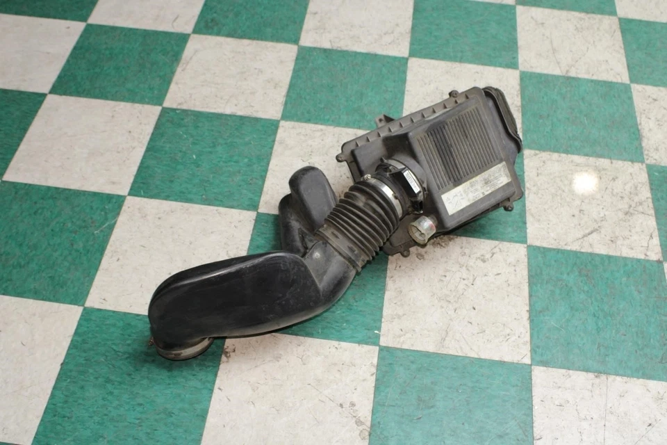 99-06 Sierra 5.3L Motor Engine Intake High Capacity Cleaner Filter Box OEM WTY Foto 3 de 4