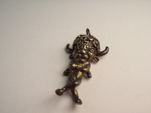 925 Solid Sterling 3D Buffalo Man Pendant 1 1/4" Long - Picture 9 of 15