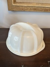 Vintage Nordic Ware Plastice Bundt Cake/ Cake Cover (t3)