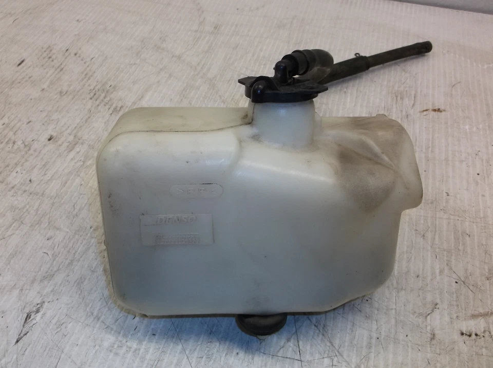 Depósito de refrigerante de radiador Lexus ES300 1997-2001 OEM BS60872 Foto 3 de 4