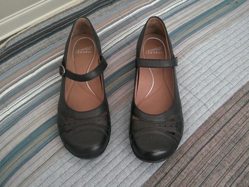 Dansko Mathilda Black Leather Comfort Casual Mary Jane Flats E2 Size 41 NEW