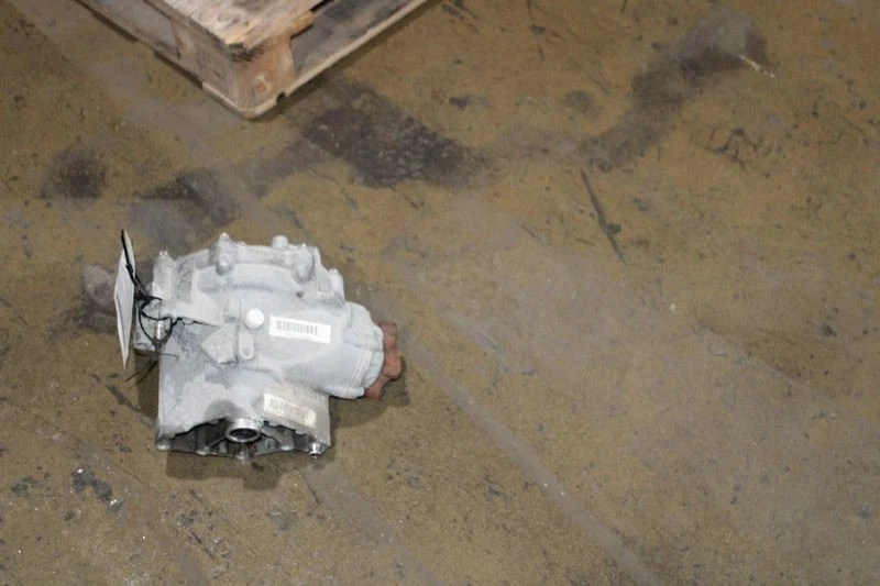 Dodge Charger 2012-2019 conjunto de portador diferencial delantero Foto 4 de 4