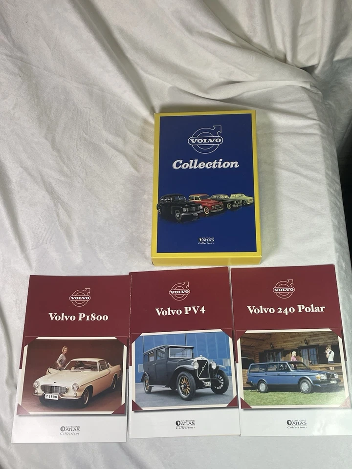 Volvo Classic Car Booklets x18 + Binder – Atlas Editions Collector Set - Image 2 of 4