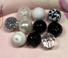 Black White Mixed Acrylic Beads   Assorted Set of 10 for DIY Jewelry Making 