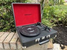 NEW Crosley Premiere Portable Record Player Turntable + Instructions And Charger