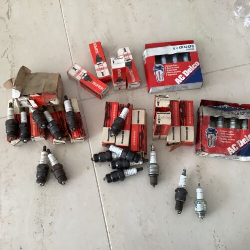 Job lot of Vintage spark Plugs for Ford Motorcraft, Delco BF32, BF22 & more - Picture 3 of 9