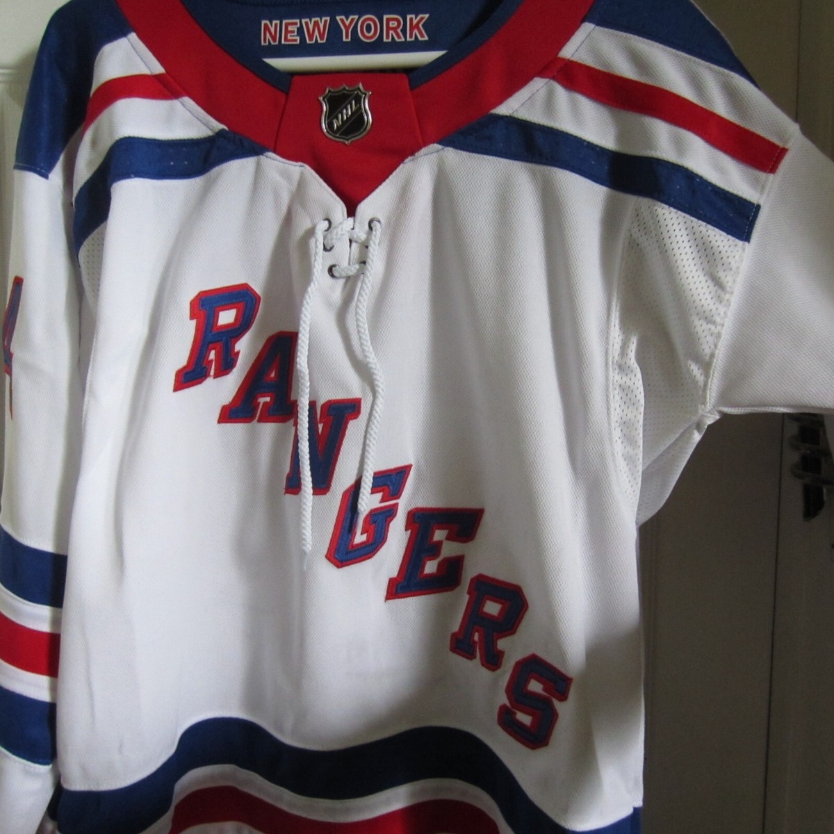 Adidas Mens New York Rangers NWT Authentic Jersey Size 50 KAKKO NO