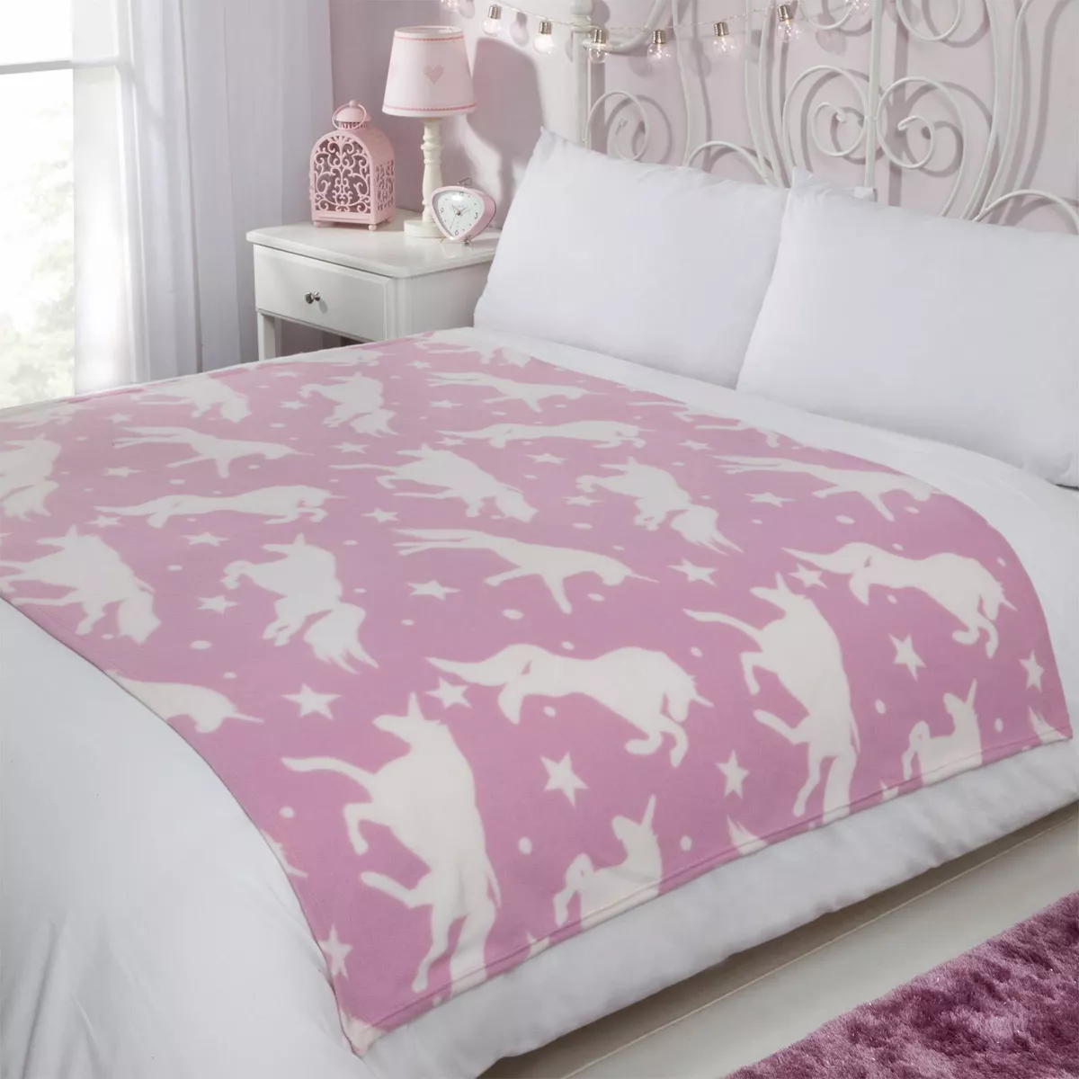Dreamscene throw new arrivals