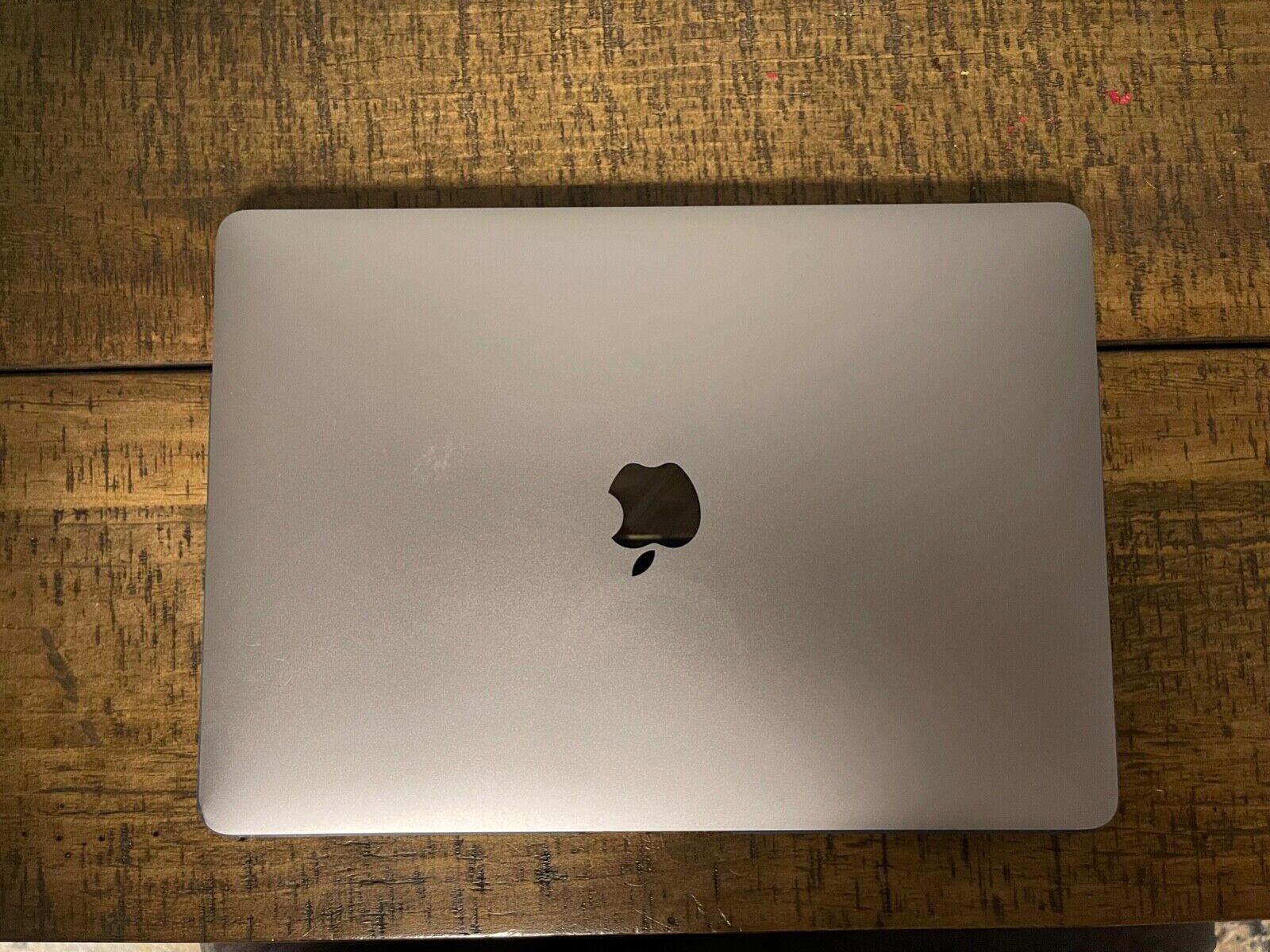 Apple MacBook Pro (13-inch, 2018, Four Thunderbolt 3 Port Touch 