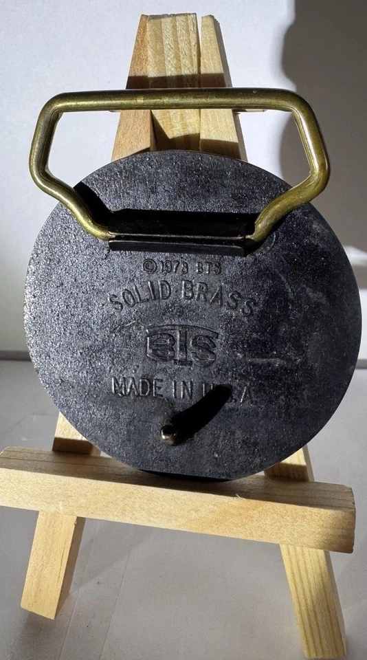 Sistema de campana con hebilla de cinturón de latón macizo vintage años 70 teléfono NJ Atlantic excelente Foto 3 de 3