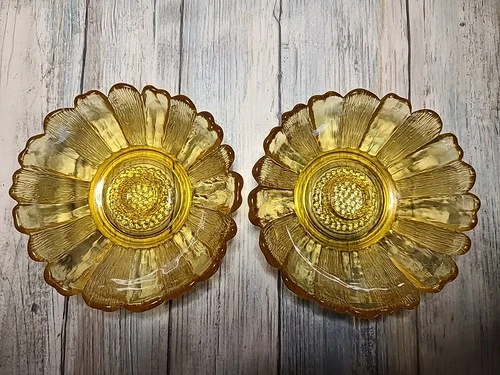Vintage Anchor Hocking Country Estate Glass Sunflower Taper Candle Holders(2)MCM