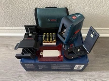 BOSCH Self-Leveling Three-Line Laser GLL 3-15 BRAND NEW!