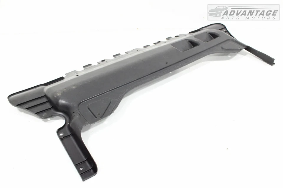 VOLKSWAGEN TIGUAN 2018-2024 BAJO RADIADOR SOPORTE PROTECTOR CONTRA SALPICADURAS PANEL PROTECTOR FABRICANTE DE EQUIPOS ORIGINALES Foto 3 de 4