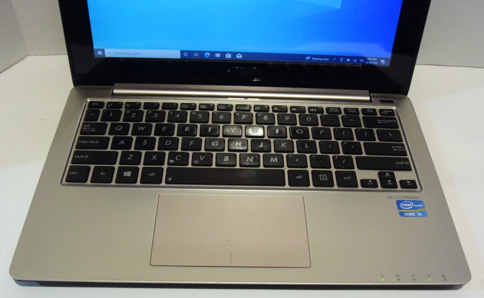 ASUS VivoBook X202E-DH31T 11,6 дюйма (500 ГБ, Intel Core i3 3-го поколения, 1,8 ГГц,... - Изображение 2 из 4