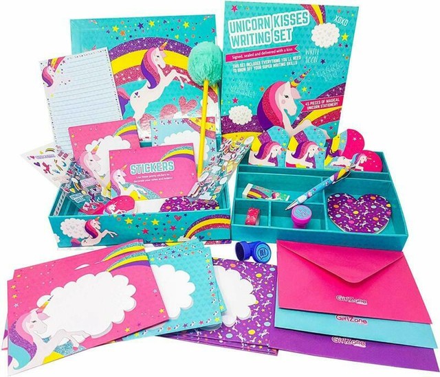 girls writing set