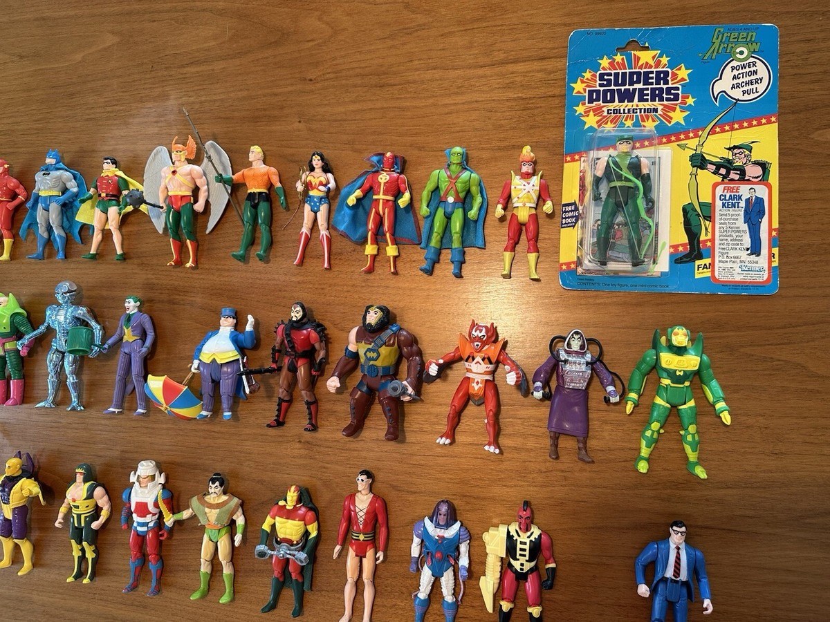 COMPLETE SET of 34 Vintage Kenner Super Powers Figures — LOT