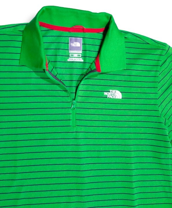 The North Face Mens Medium Green Striped Quarter Zip Short