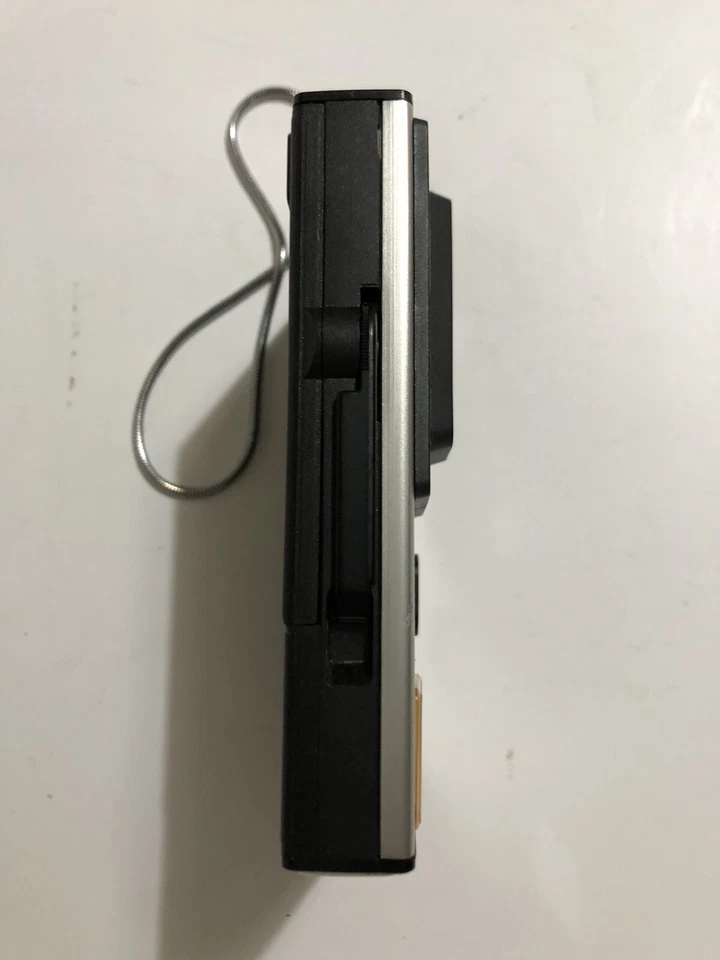 Vintage Eastman Kodak Disc 4000 Camera W/ Strap-Untested-Free Shipping - Image 3 of 4