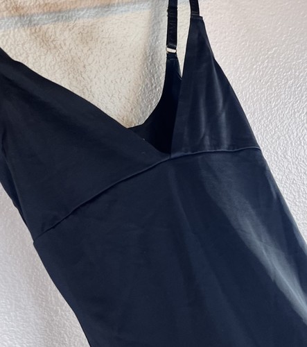 NWT Vince Camuto Size Large Shapewear Stretch Black V-Neck Bodysuit - Picture 3 of 9