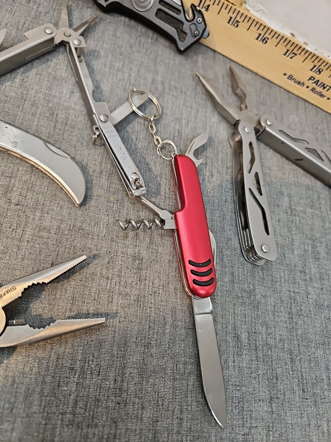 Lot of 8 Multitools Multi-Tools Pocket Knives 1 Cabela's Mixed Lot A