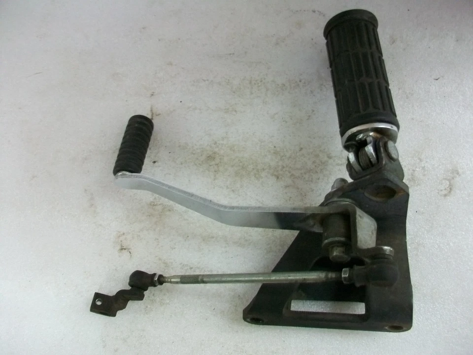 OEM! Kawasaki Vulcan 900 VN900 2007 montaje de palanca de cambios de estriba izquierda personalizada VN 900 Foto 2 de 4