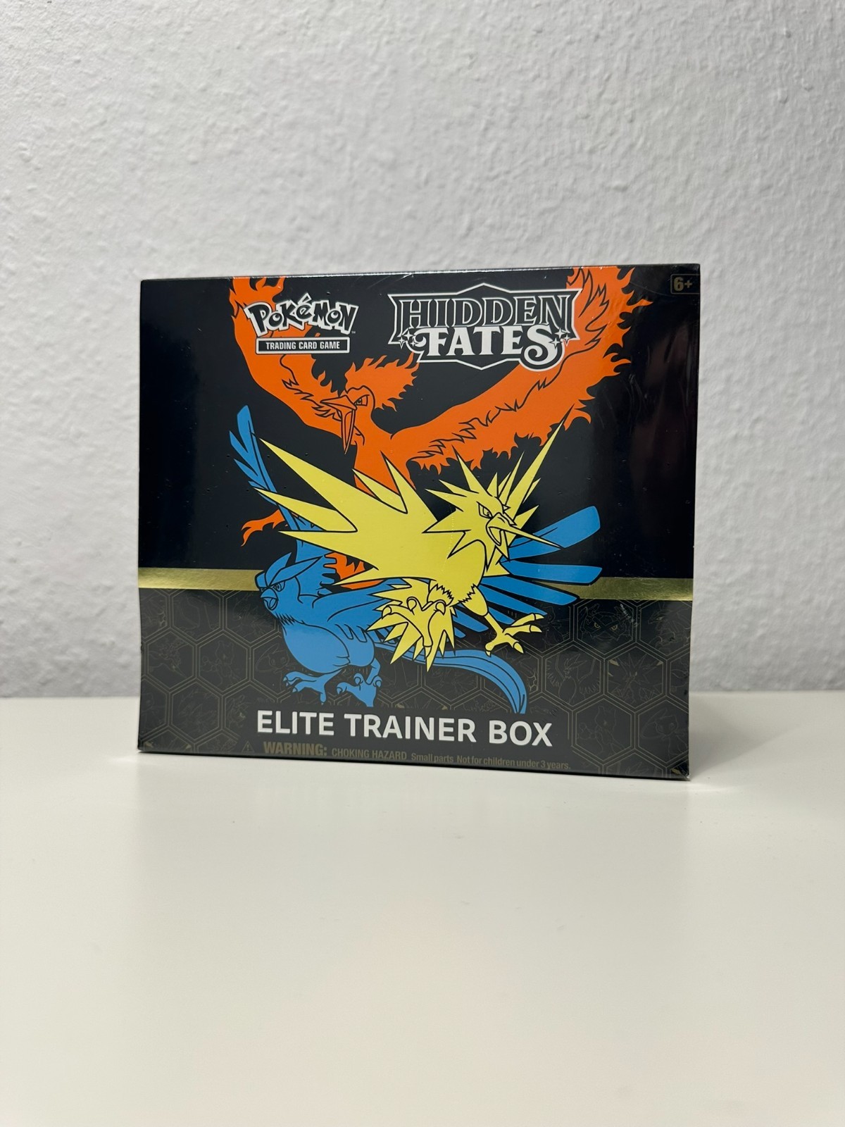 Hidden Fates Elite Trainer Box