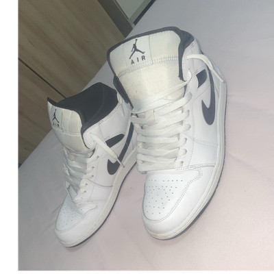 Jordan Air Jordan 1 Mid Sneaker EU 45 Weiß Schwarz DQ8426-132