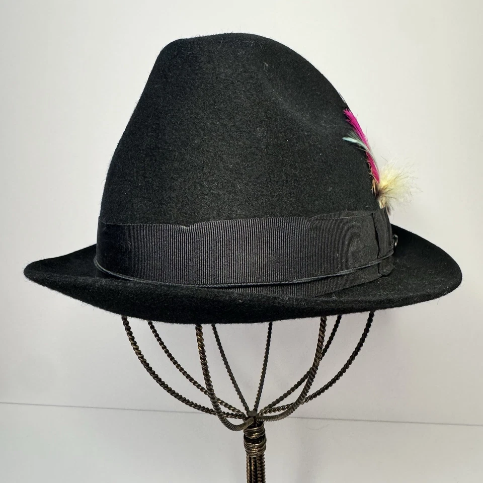 Vintage COLFELTROS MALIANO Felt Fedora, Italy Made, Size 55 w/ Feather Accent - Image 2 of 4