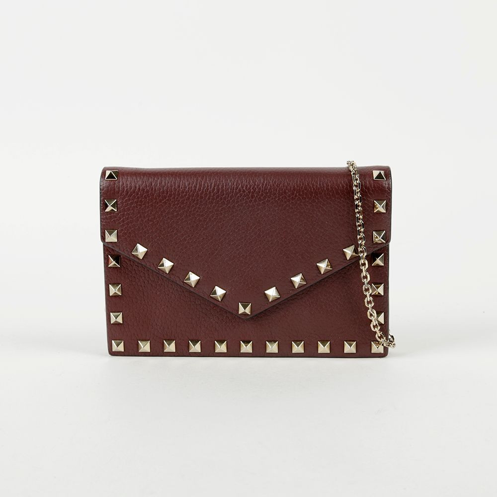 Valentino Burgundy Leather Rockstud Flap Chain Shoulder Valentino Burgundy Leather Rockstud Flap Chain Shoulder