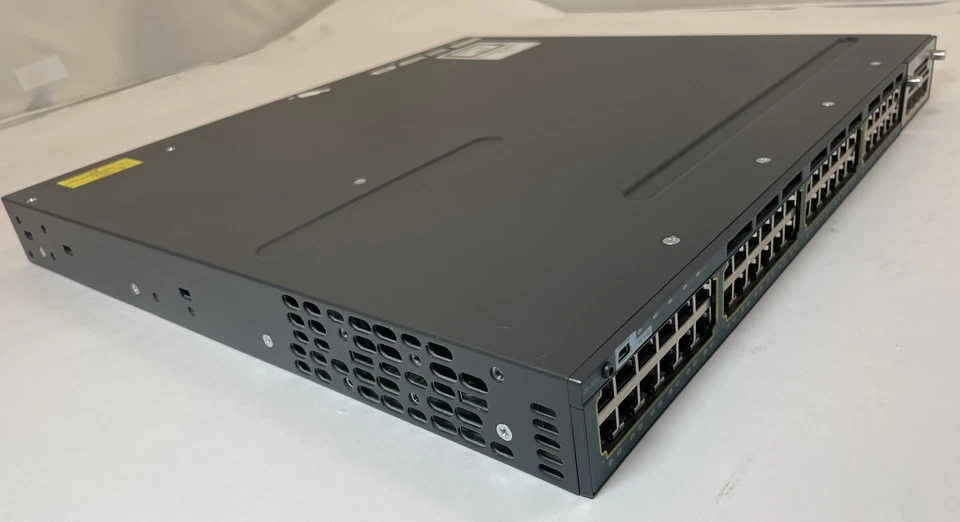 CISCO Catalyst 3560-X 48-Port Ethernet Switch WS-C3560X-48T-L V02 -Very Good - Image 3 of 4