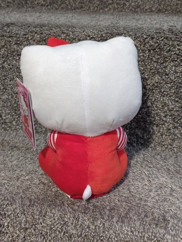HELLO KITTY VALENTINE’S DAY SIDE STEPPER GREETER ANIMATED DANCING PLUSH DOLL - Picture 3 of 6