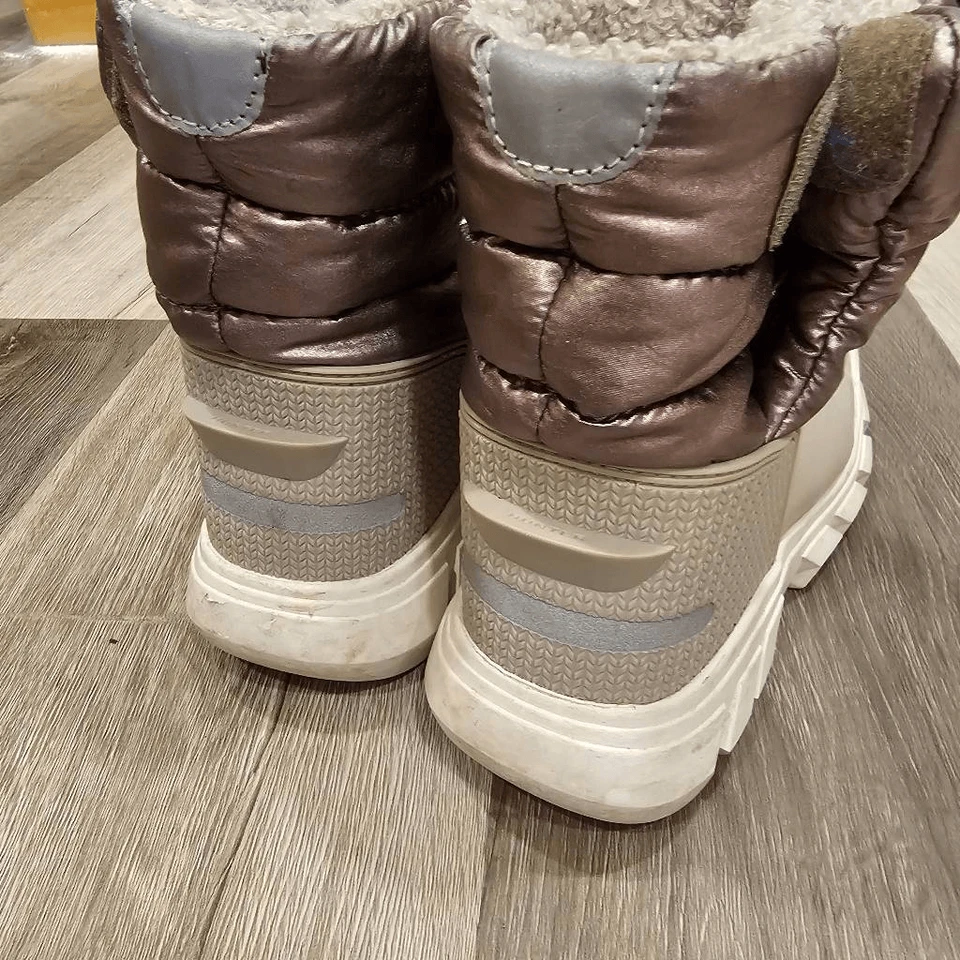 Botas Hunter talla 1 Big Kids gris plata y blanco Foto 4 de 4