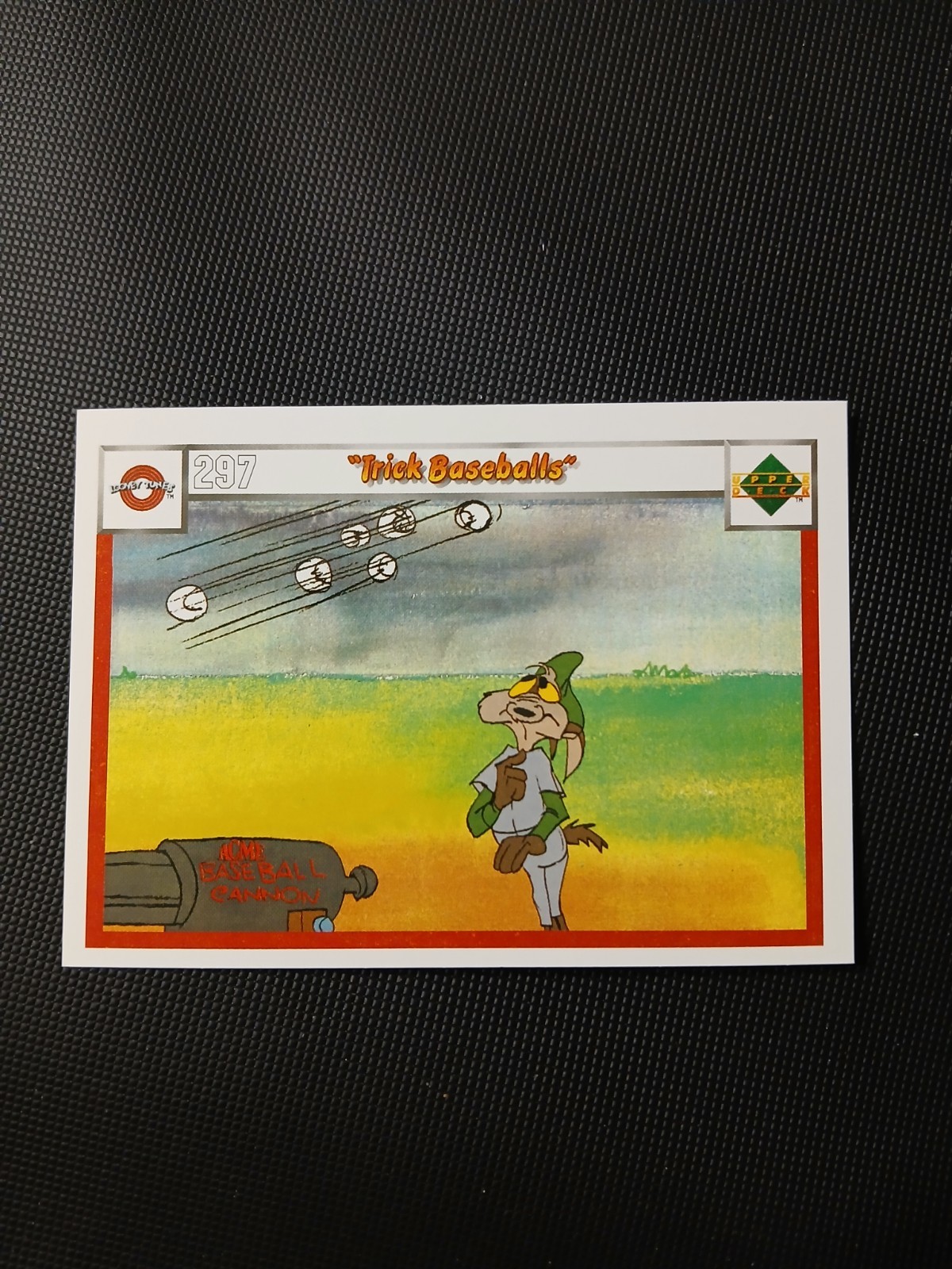 1990 Upper Deck Looney Tunes Comic Ball #297 / 300 Trick Baseballs
