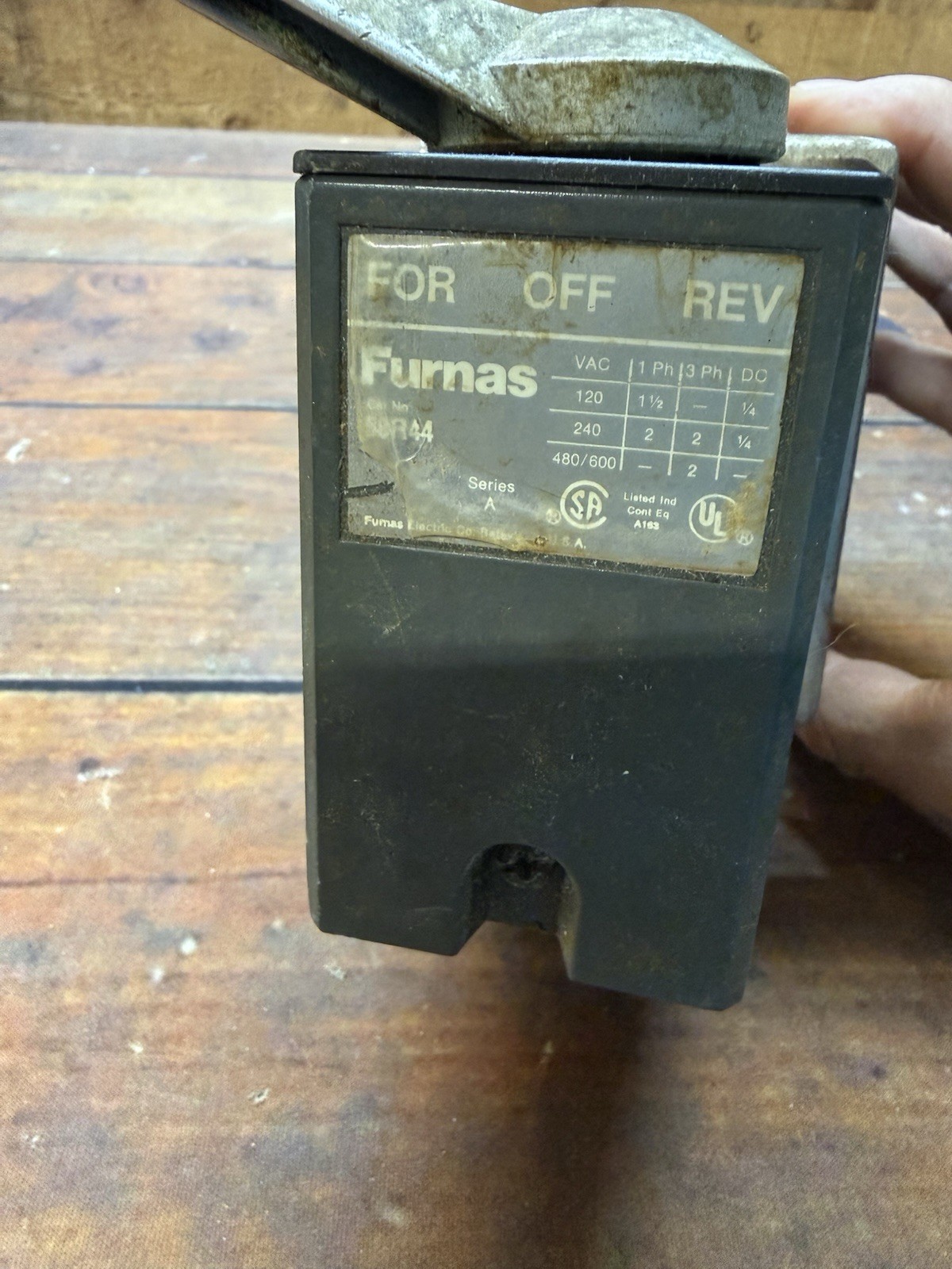 Furnas 58R44 Reversing Drum Switch – Forward / Off / Reverse