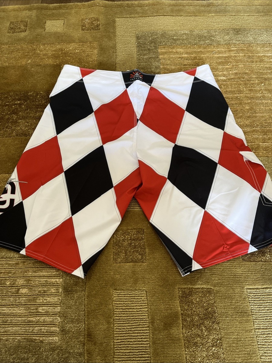 NWT BILLABONG ANDY IRONS FOREVER ARGYLE 36” RED BLACK & WHITE