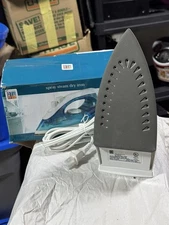RTH Spray Steam Dry Iron ETA-80 1200W Adjustable Steam New Open Box
