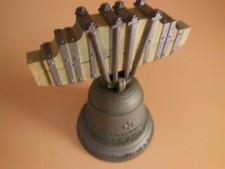 Kirchenglocke mit Glockenjoch in 1/35. Top Zubehör für Dioramen