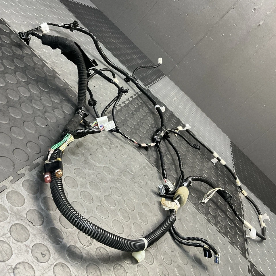 Arnés de cableado de maletero trasero Toyota Camry 2015-2017 OEM Foto 4 de 4
