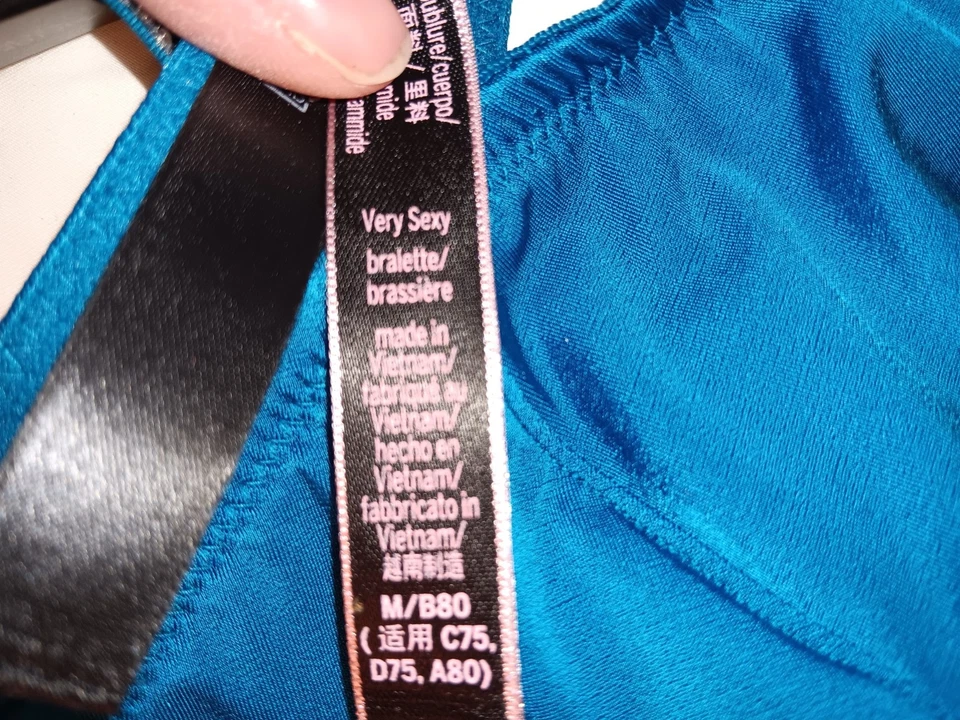 Victoria Secret Very Sexy Adjustable Bling Strap Bralette Blue Size Medium NWT B - Image 4 of 4