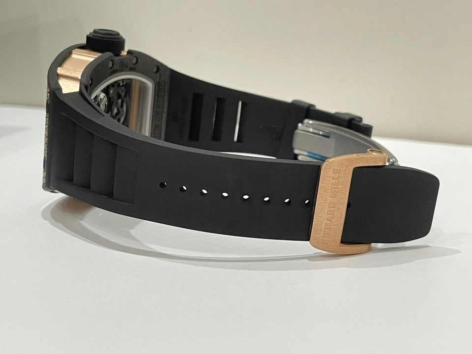 Nuevo Richard Mille RM055 ORO ROSA CARBONO TPT Juego de Diamantes Bubba Watson Limited Foto 3 de 4