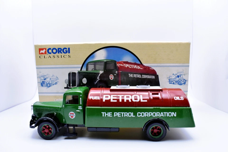 Modellino Camion 1:50 White petrol tanker Corgi diecast modellismo collezione - Immagine 3 di 4