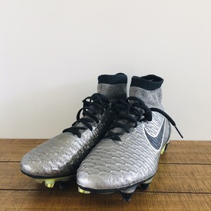 Nike Hombre Raro Magista obra Sg-pro 641325 011 Negro Gris Botines De  Fútbol Talla 6.5 | eBay