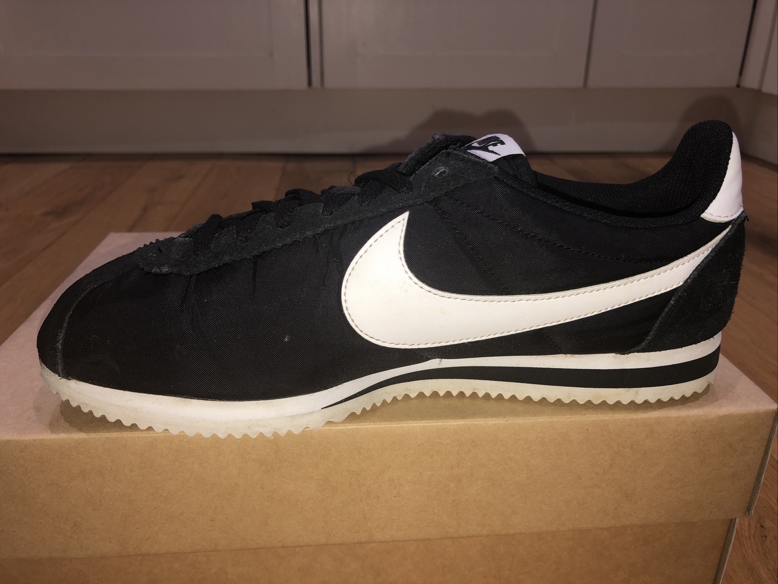 Mens Nike Cortez Trainers Size 9 Black Good Condition eBay