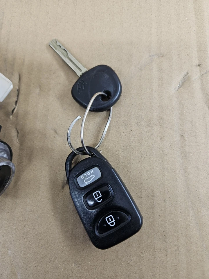 Conjunto de interruptor de cilindro de bloqueo de llave de encendido Hyundai Sonata 11-14 81910-3S100 OEM Foto 4 de 4