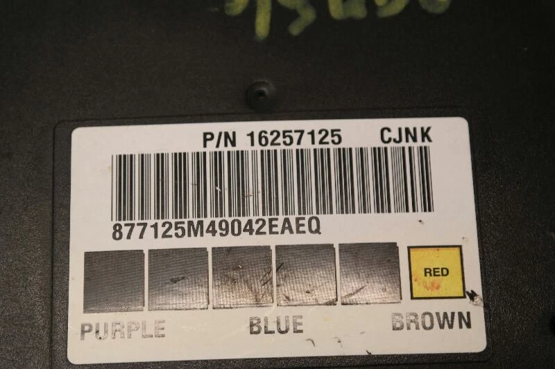 98 Oldsmobile Bravada 1998 ECM BCM MÓDULO DE CONTROL DE CARROCERÍA TABLERO CENTRAL 16257125 OEM Foto 2 de 4