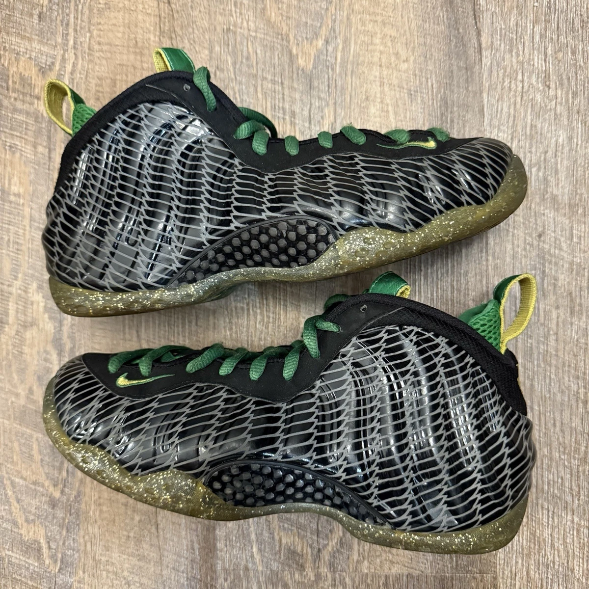 Preços baixos em Nike Air Foamposite One Oregon Ducks | eBay