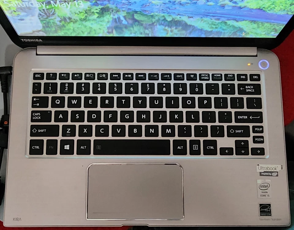 Toshiba Kirabook Ultrabook i5-4200U 8 GB RAM 238 GB SSD - Win 10 Pro - Image 2 of 4